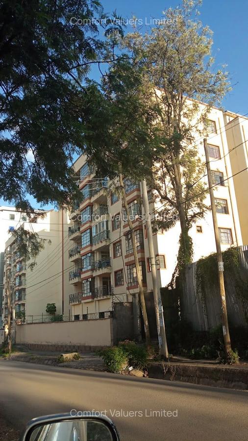 Serviced 2 Bed Apartment with En Suite at Kilimani - 10