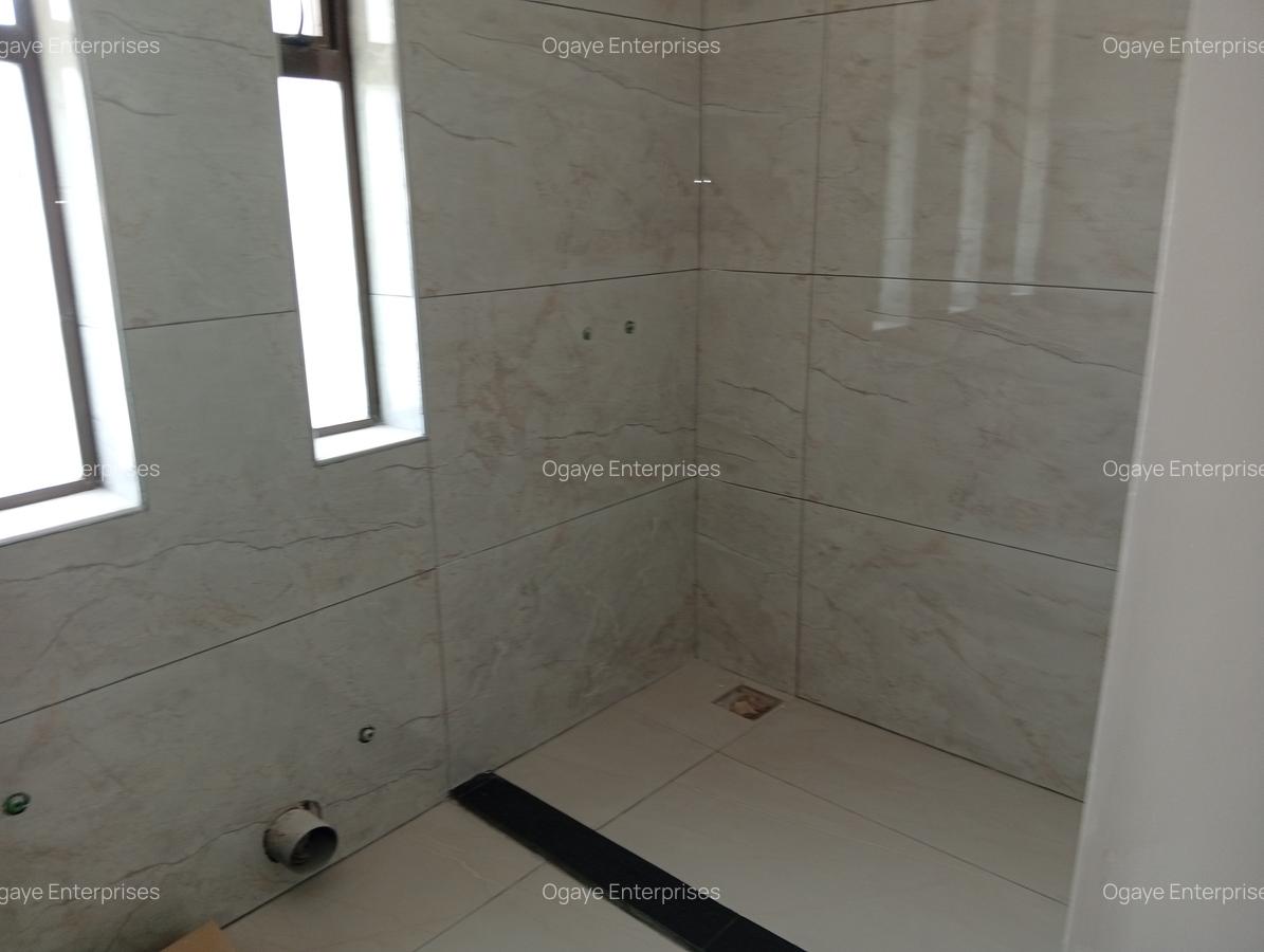 3 Bed Townhouse with En Suite at Kanamai Area - 8