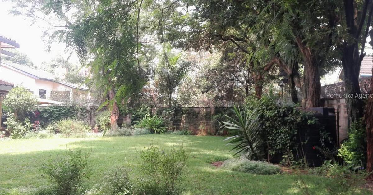 5 Bed Townhouse with En Suite in Nyari - 4