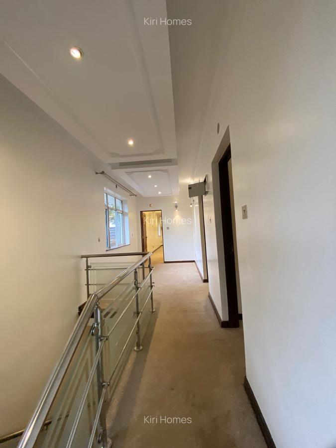 4 Bed Townhouse with En Suite in Runda - 6