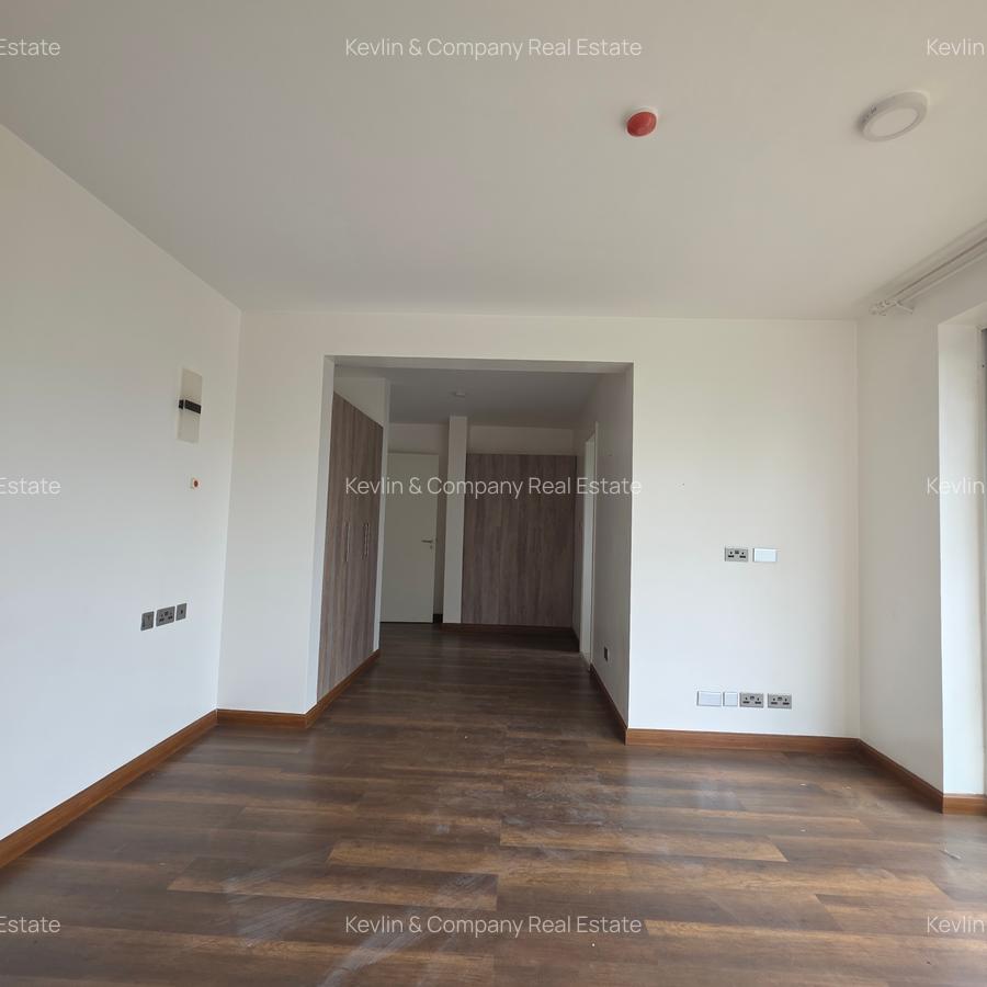 4 Bed Townhouse with En Suite in Lavington - 14