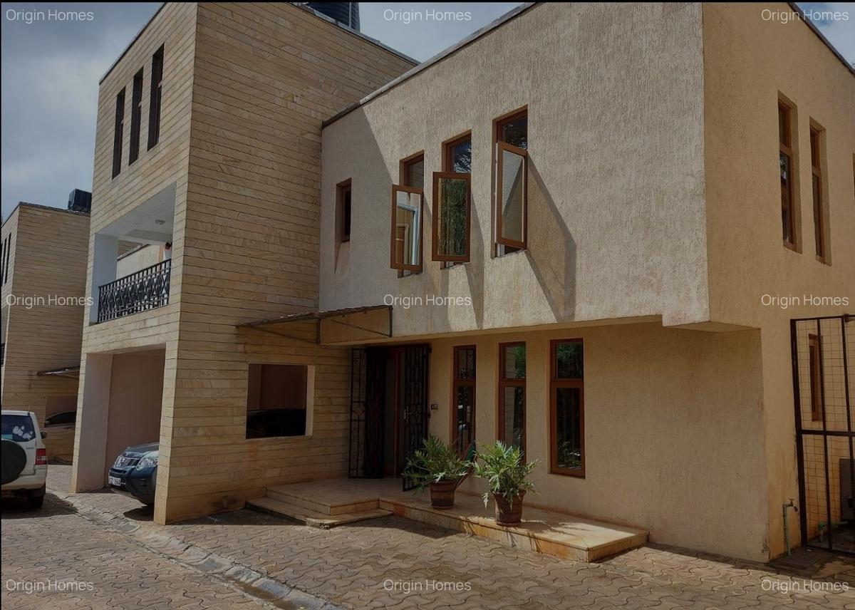4 Bed Townhouse with En Suite at Lavington - 13
