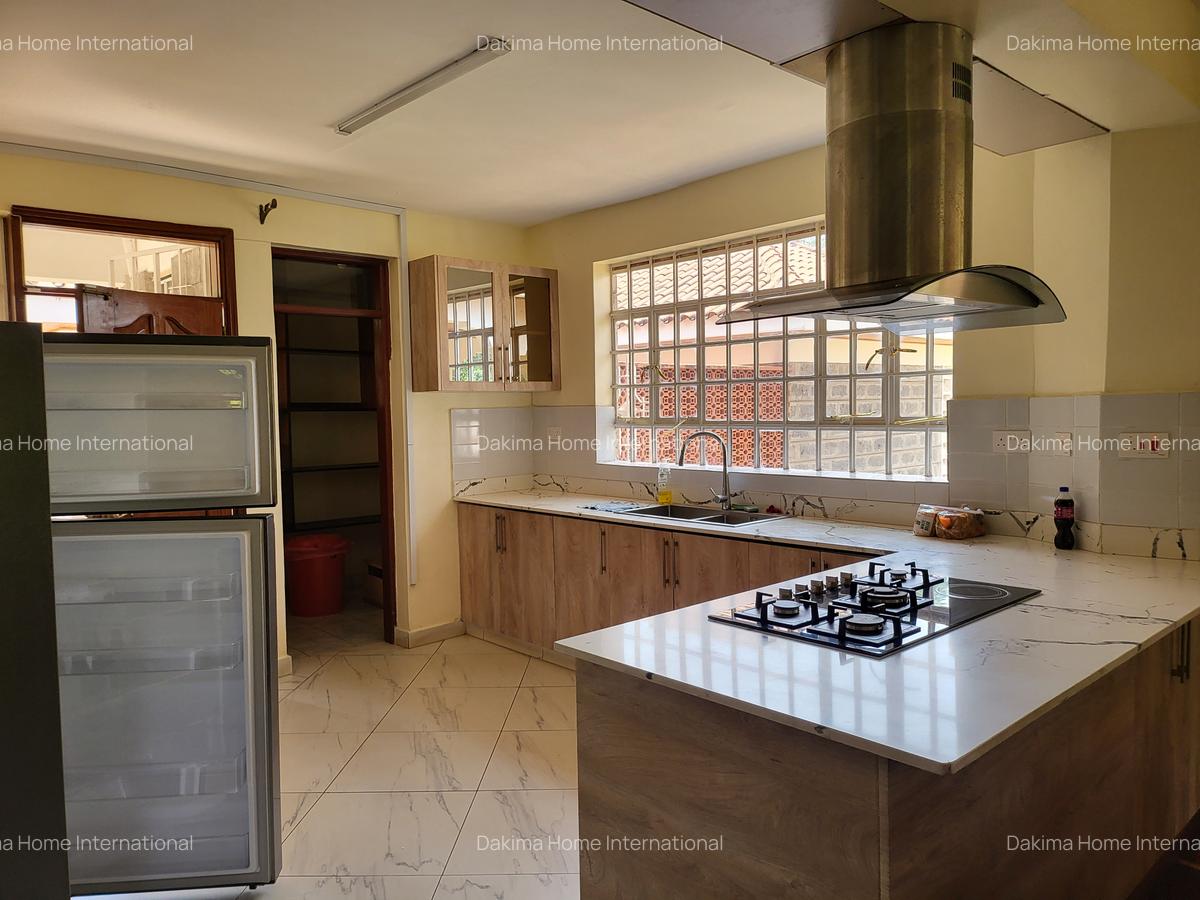 5 Bed House with En Suite in Runda - 6