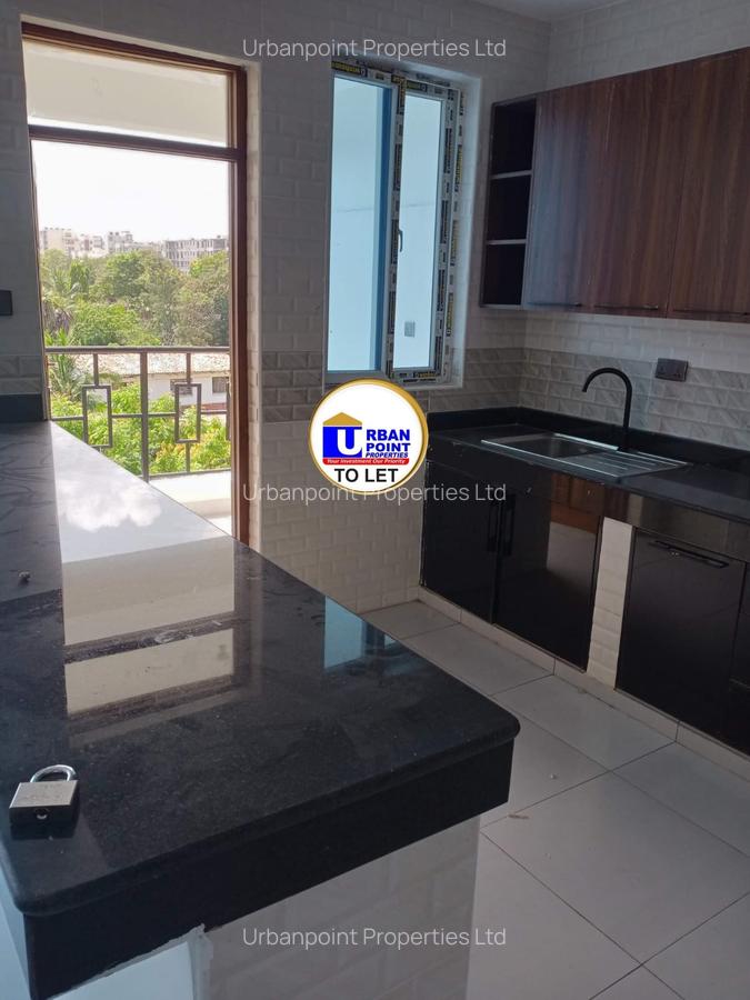 3 Bed Apartment with En Suite in Nyali Area - 9