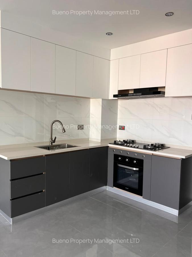 2 Bed Apartment with Swimming Pool in Kilimani - 3