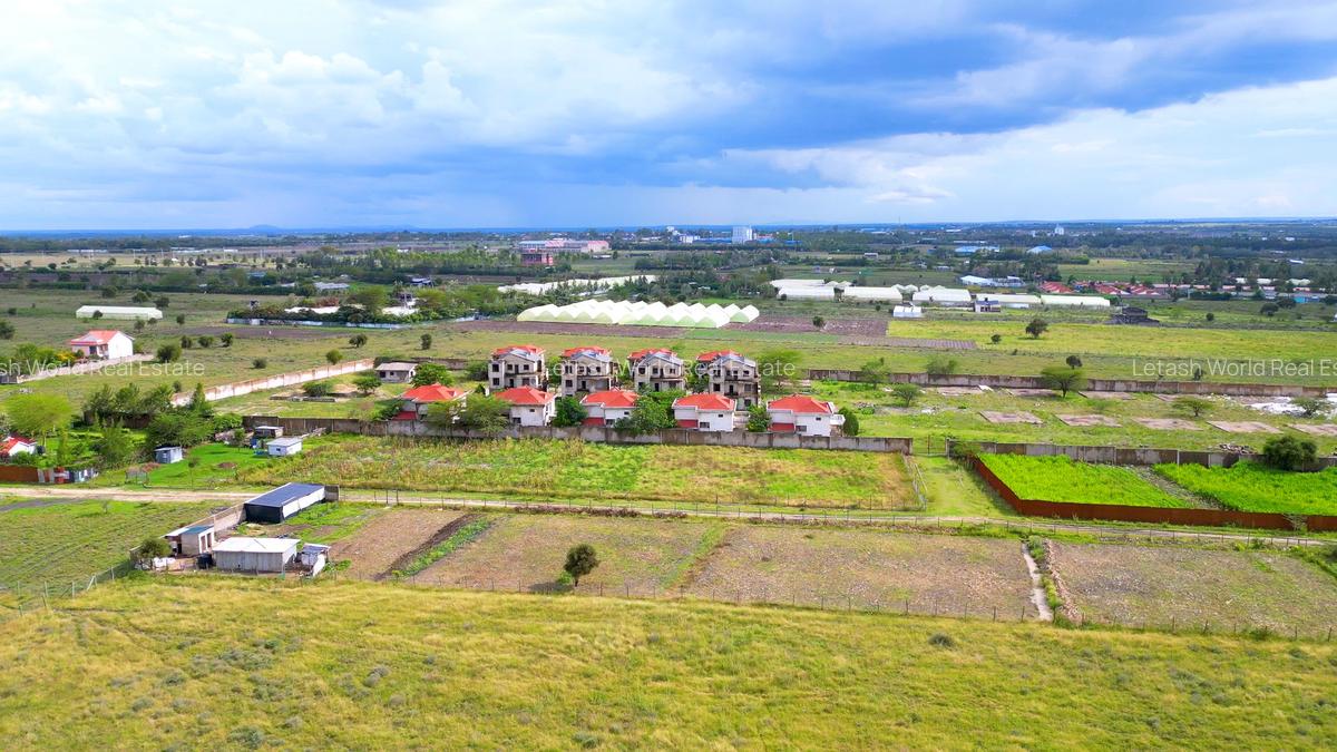 Land in Kitengela - 1