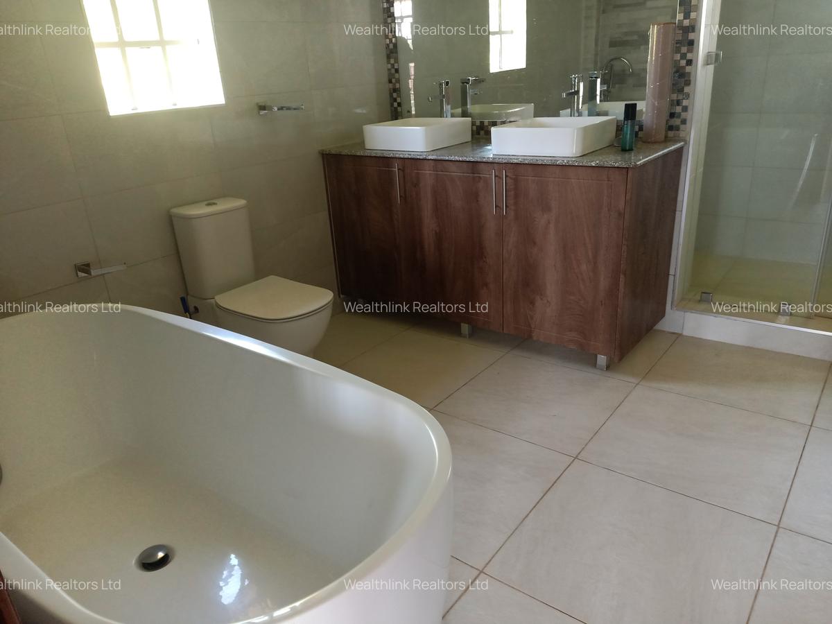 4 Bed Townhouse with En Suite at Runda - 8