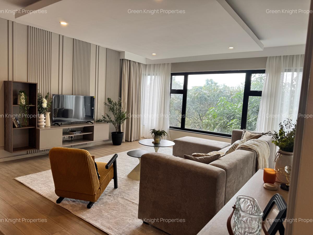 Serviced 2 Bed Apartment with En Suite in Lavington - 4