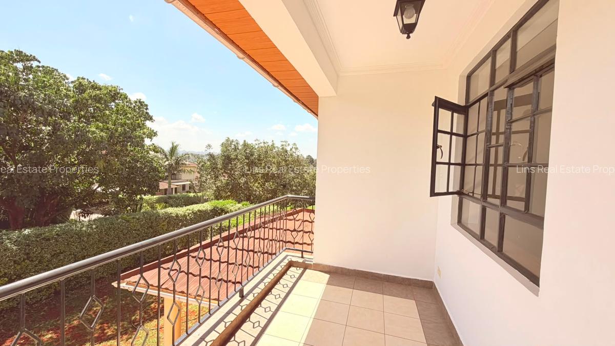 5 Bed Townhouse with En Suite in Kitisuru - 4
