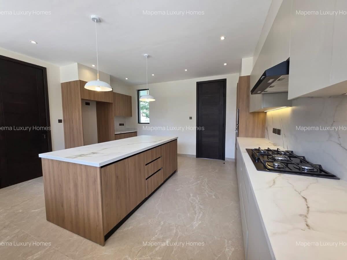 4 Bed Villa with En Suite at Bogani Road - 10