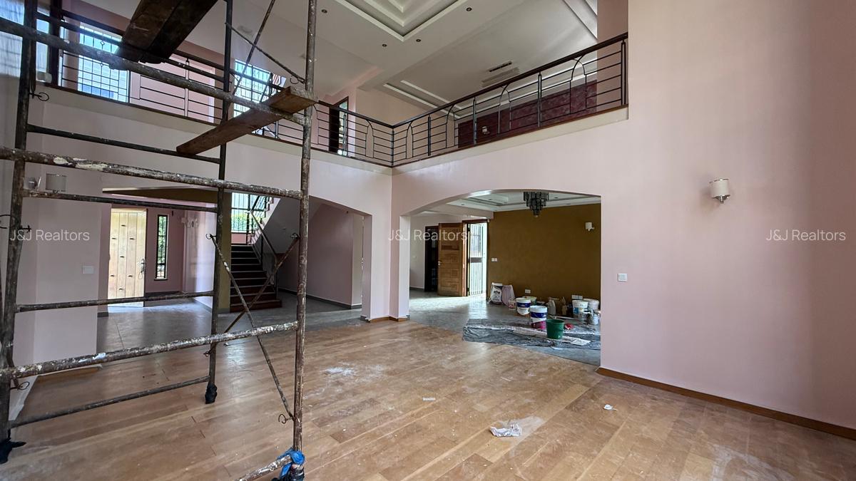 4 Bed Townhouse with En Suite in Lavington - 4
