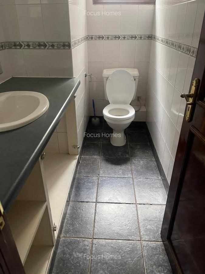 2 Bed Townhouse with En Suite in Kileleshwa - 10