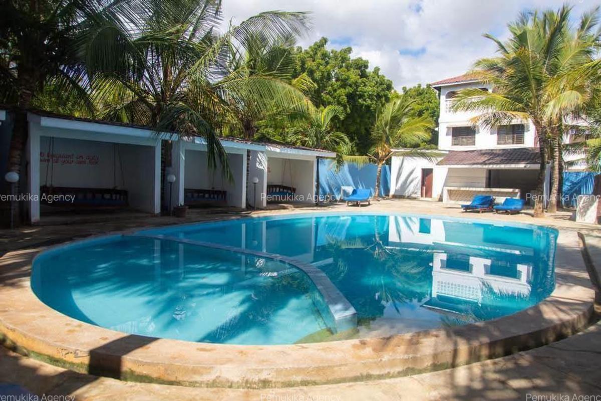 3 Bed Villa with En Suite in Diani - 5