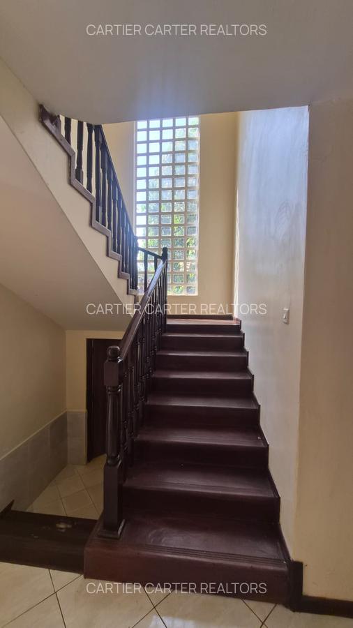 4 Bed Townhouse with En Suite in Kiambu Road - 2