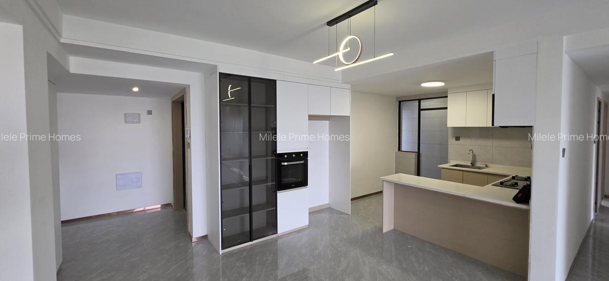 Serviced 3 Bed Apartment with En Suite at Riverside - 9