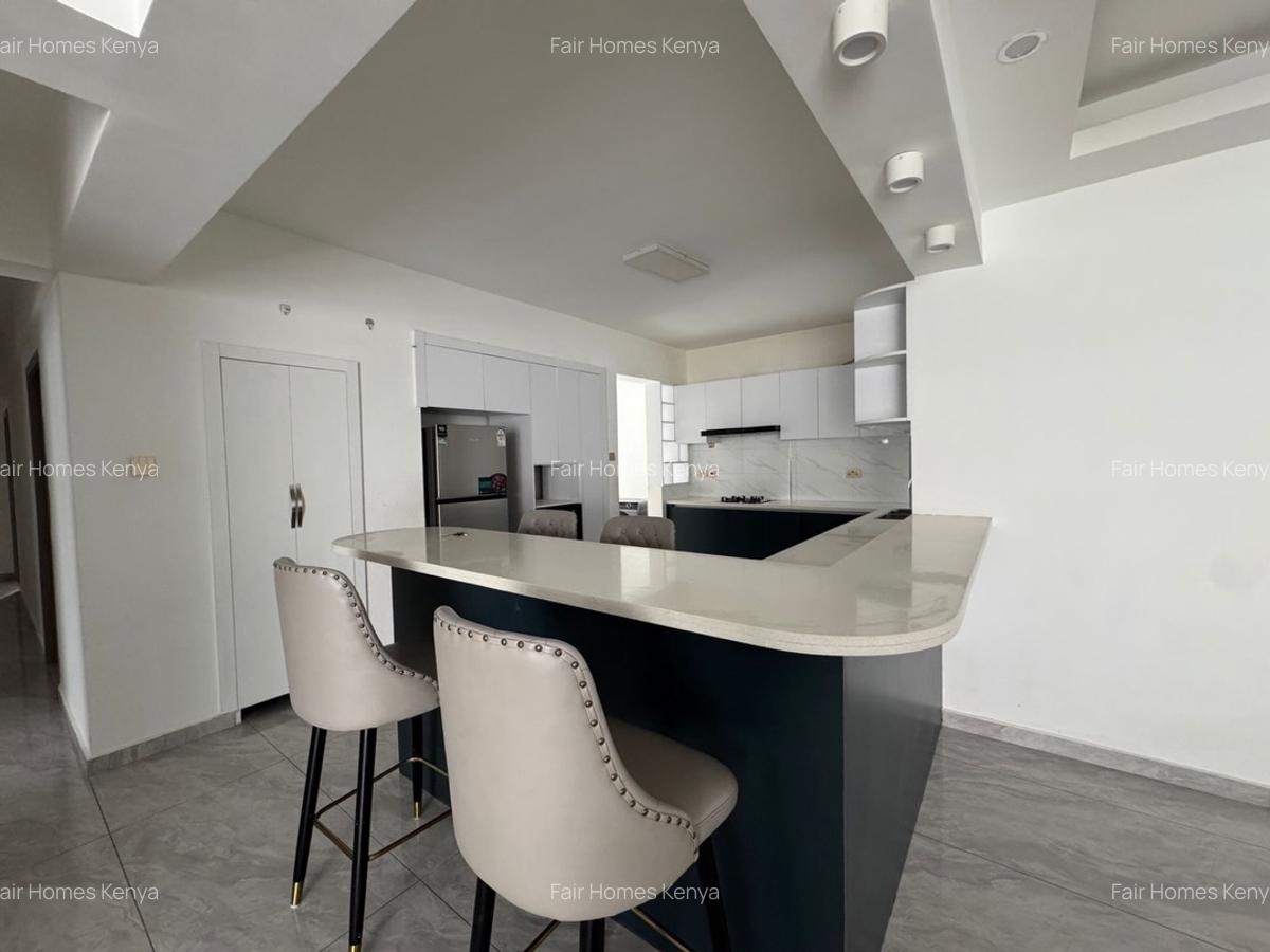 4 Bed Apartment with En Suite at Valley Arcade - 5