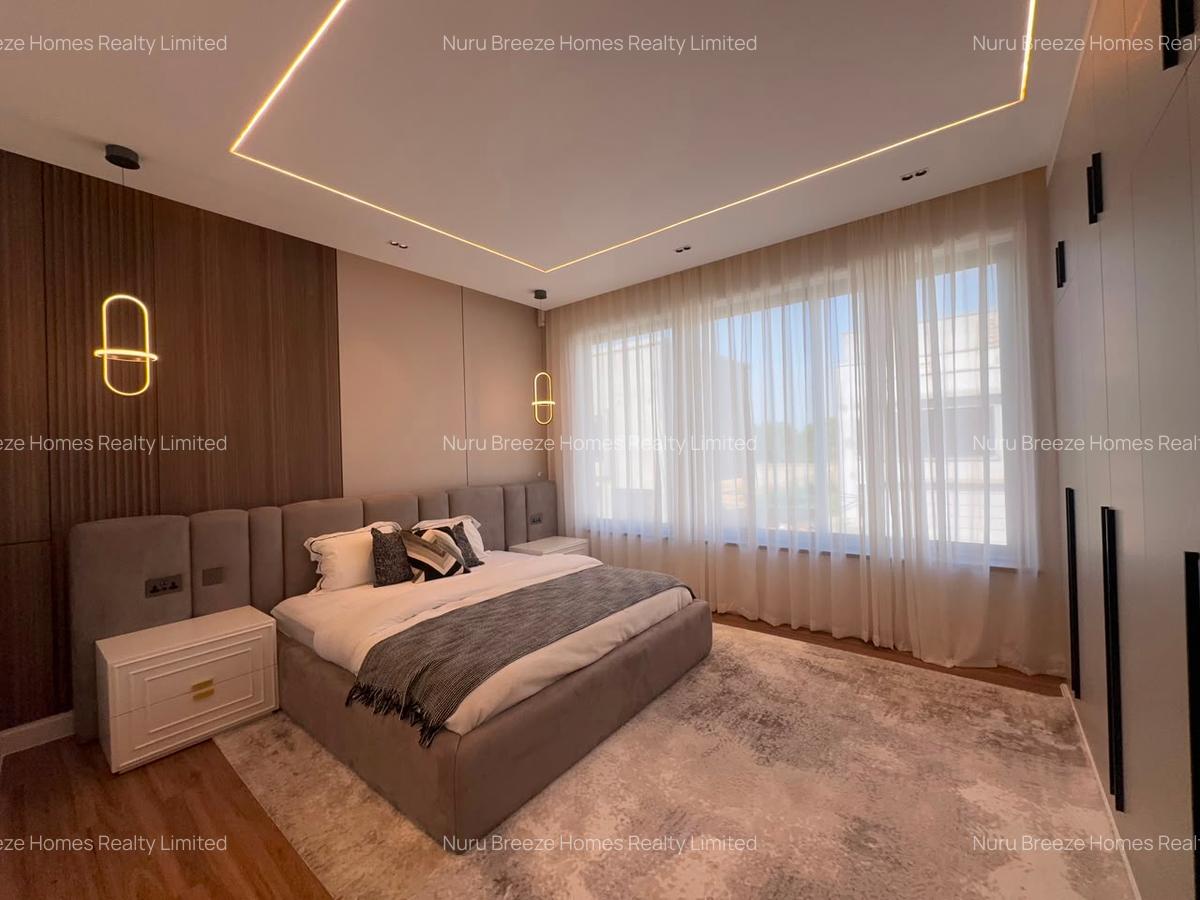 5 Bed Villa with En Suite in Runda - 15