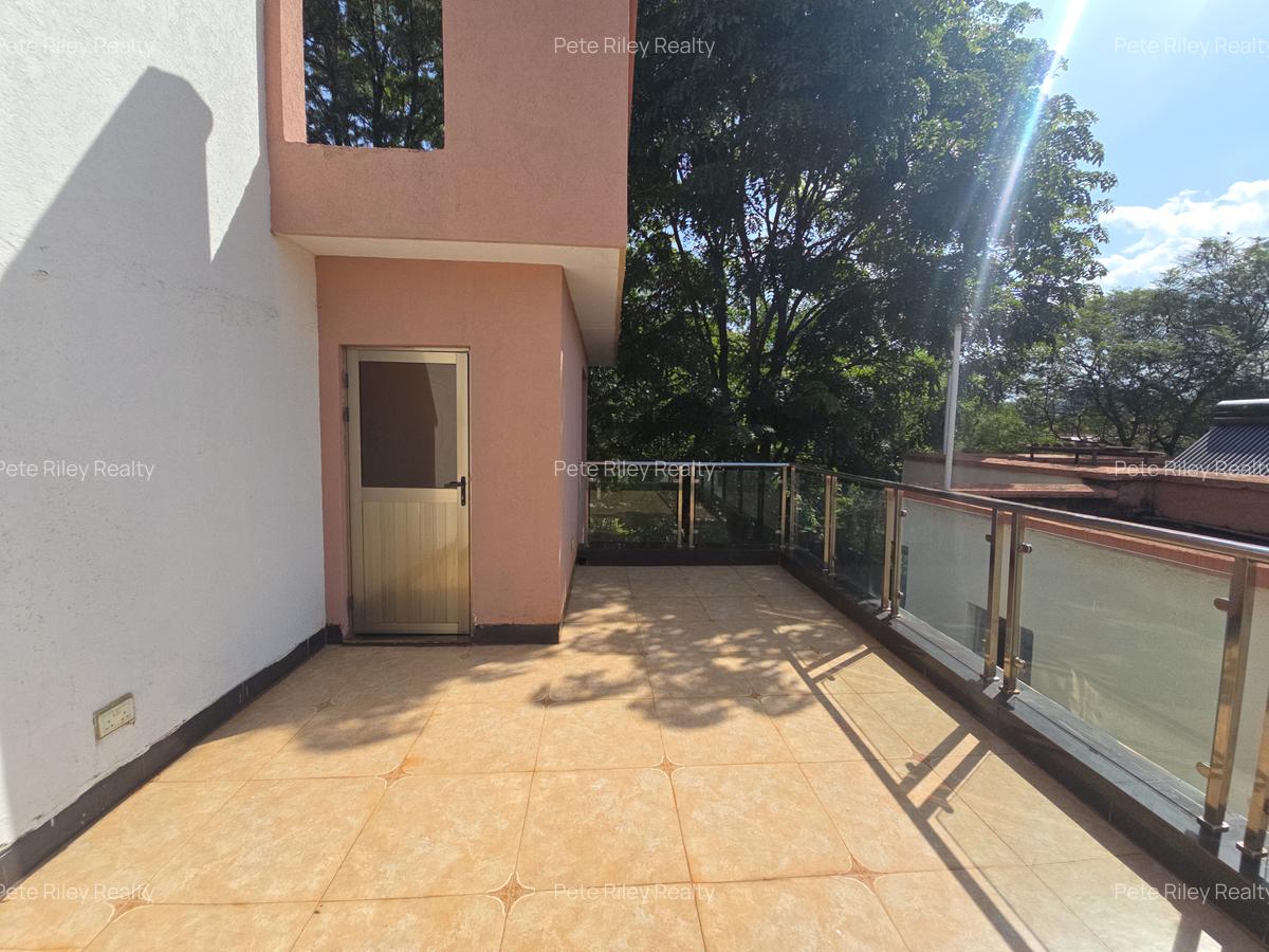 5 Bed Villa with En Suite at Chalbi Drive - 17