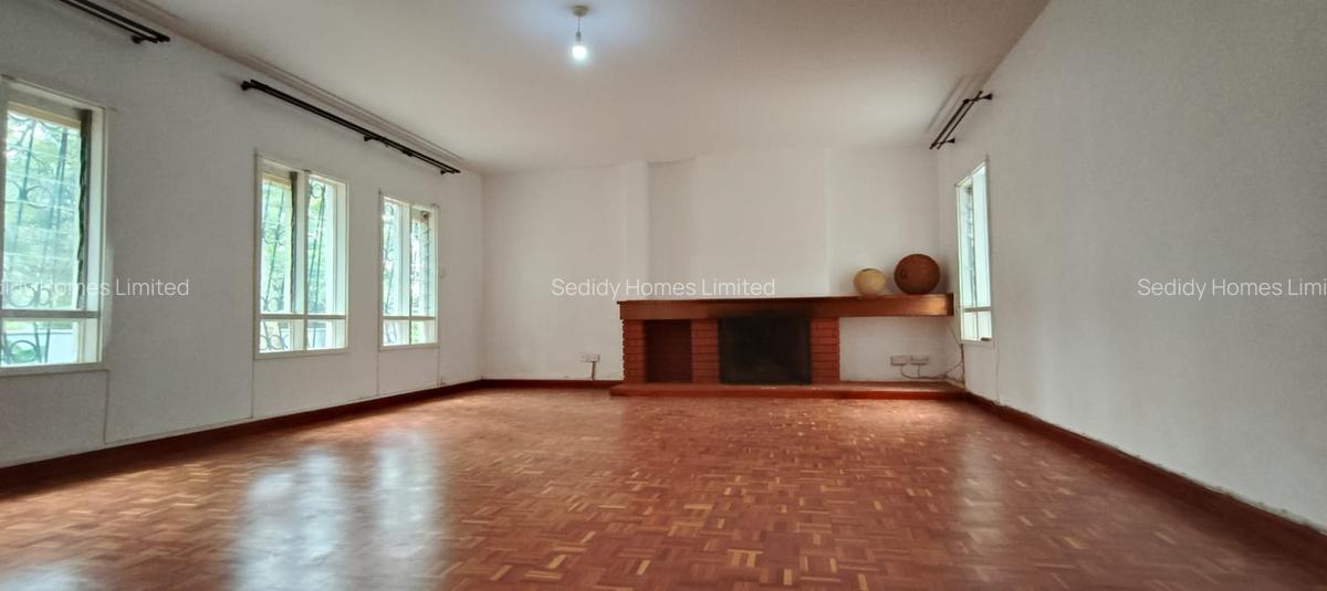 4 Bed House with En Suite in Thigiri - 11