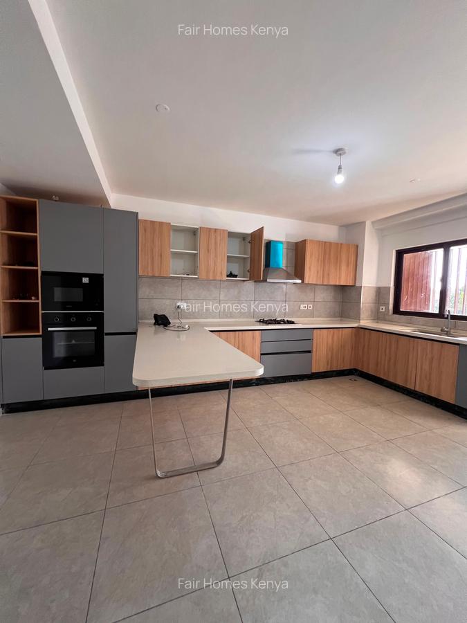 3 Bed Apartment with En Suite at Oloitoktok Road - 1