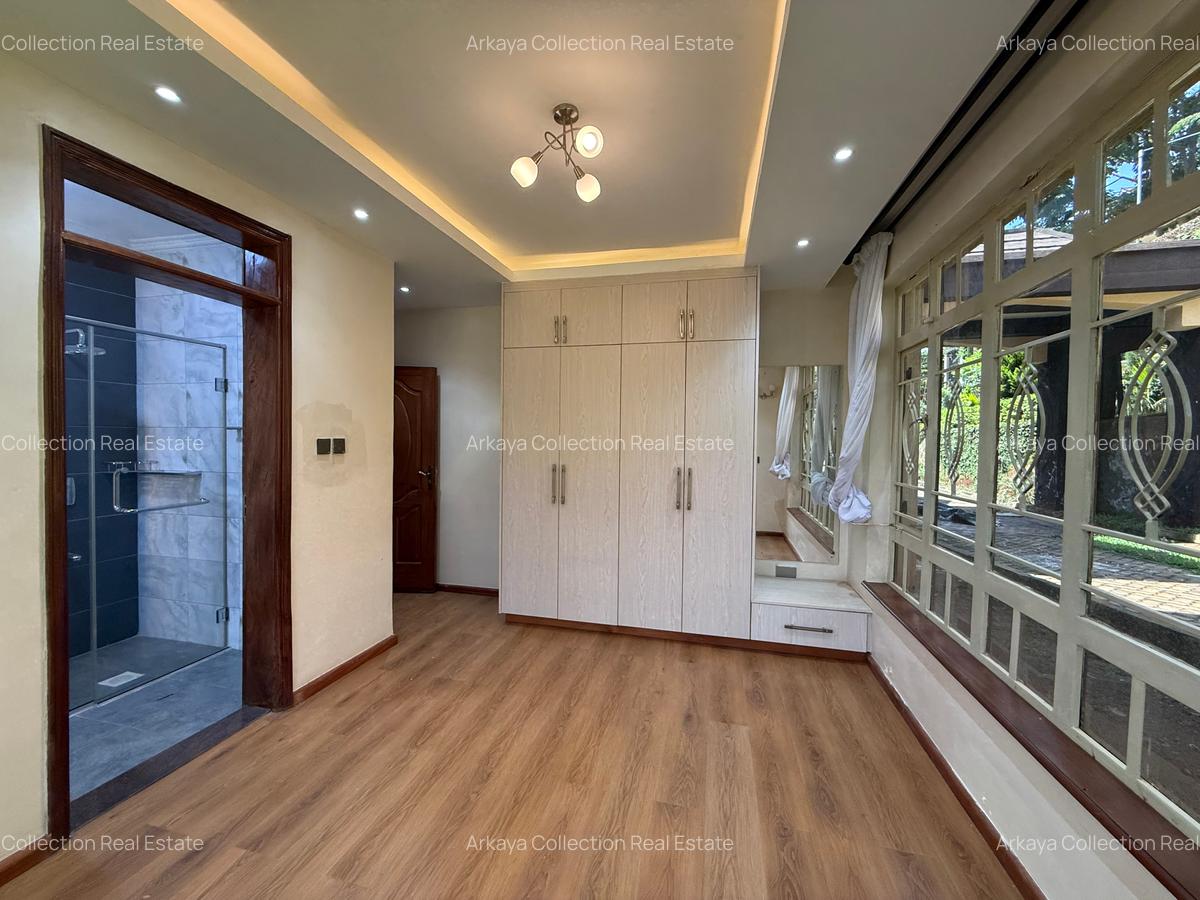 6 Bed House with En Suite in Nyari - 8