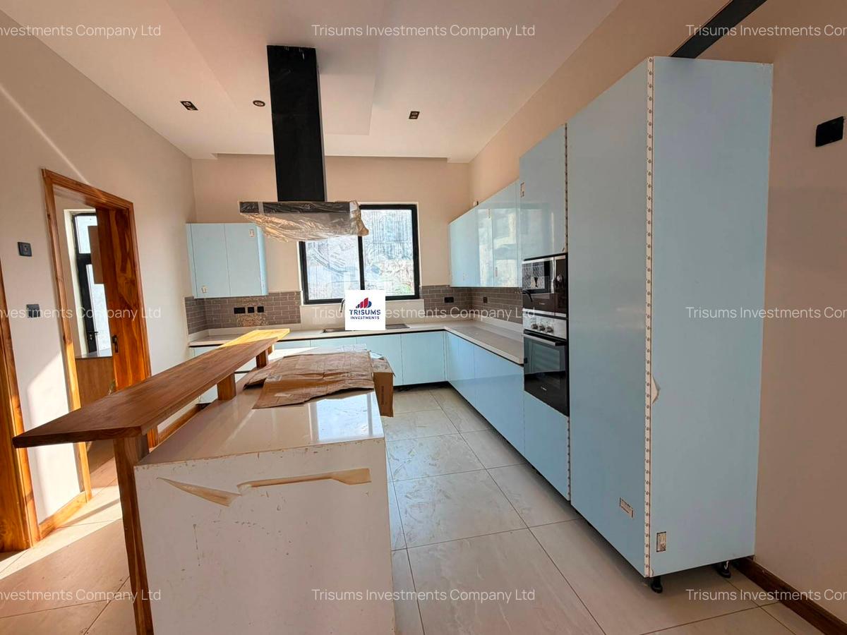 4 Bed House with En Suite in Loresho - 4