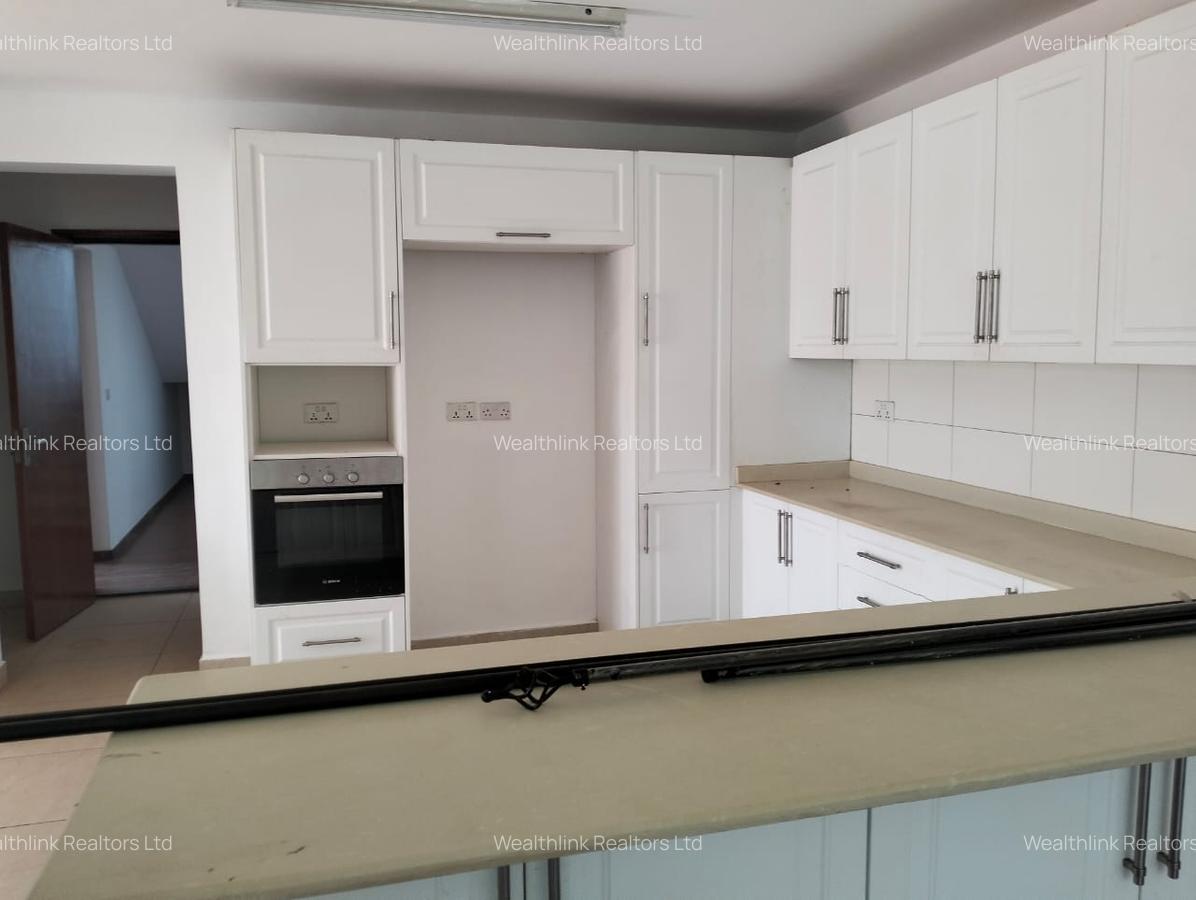 4 Bed Townhouse with En Suite at Kitisuru - 9