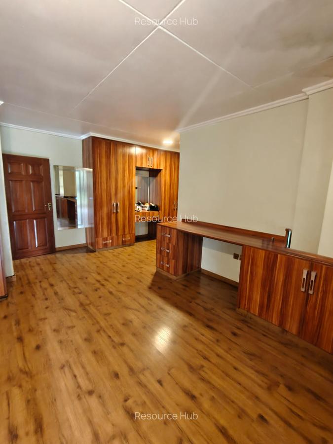4 Bed House with En Suite at Karen - 18