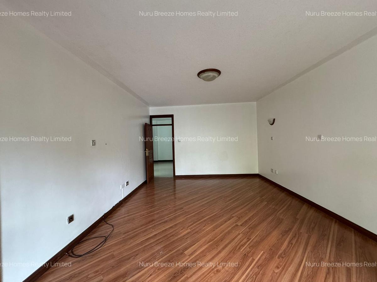 4 Bed Townhouse with En Suite in Westlands Area - 4