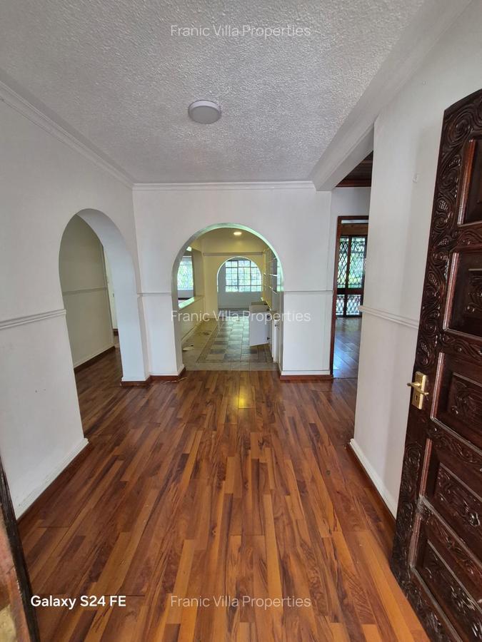 4 Bed House with En Suite at Spring Valley - 14