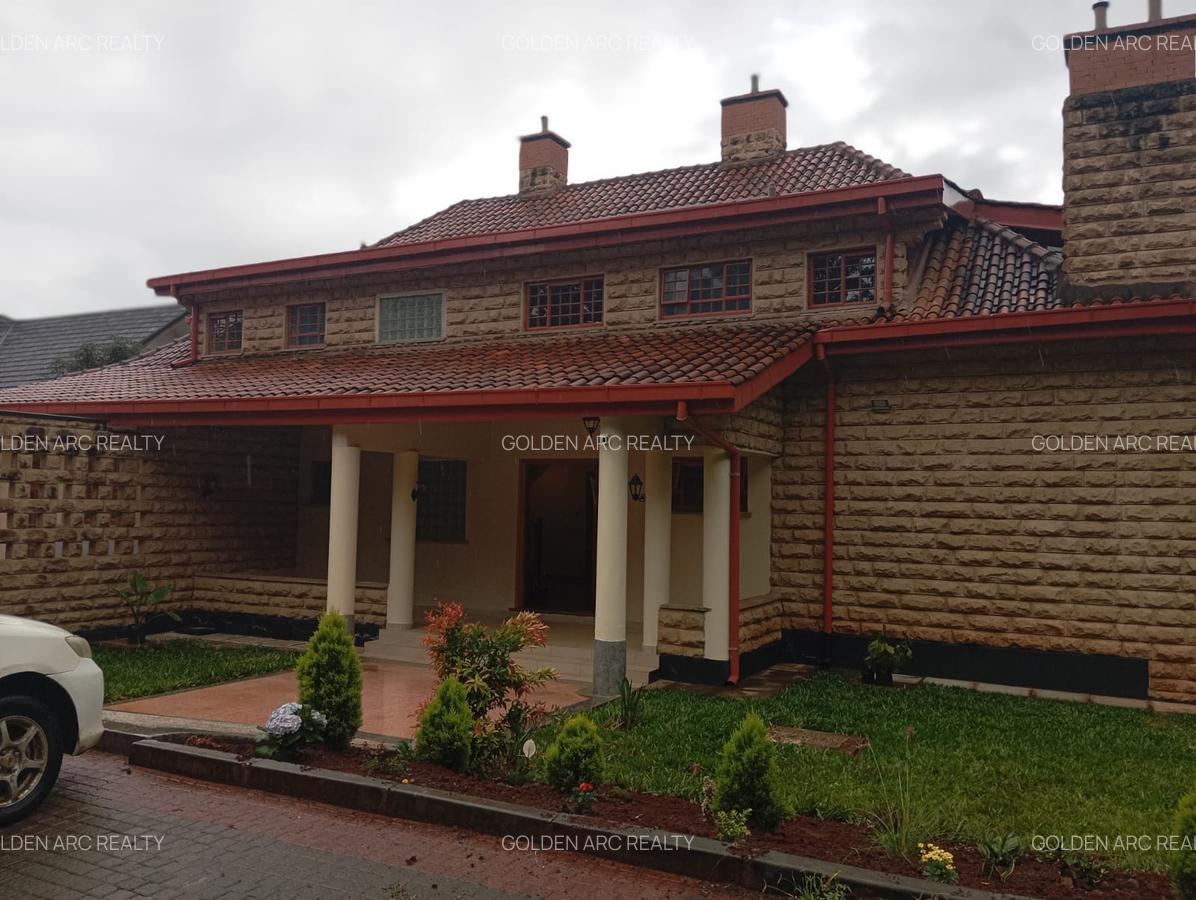 4 Bed Townhouse with En Suite in Karen - 2