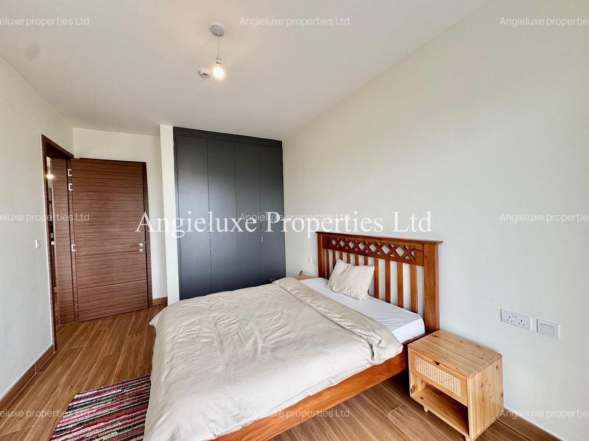 Furnished 2 Bed Apartment with En Suite at Riverside Drive - 10