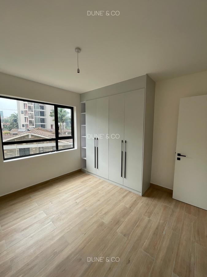 2 Bed Apartment with En Suite in Westlands Area - 17