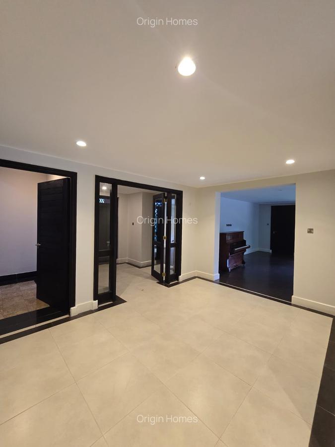 3 Bed Townhouse with En Suite at Spring Valley - 12