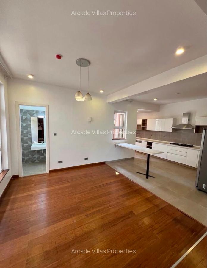 4 Bed Townhouse with En Suite in Lavington - 8