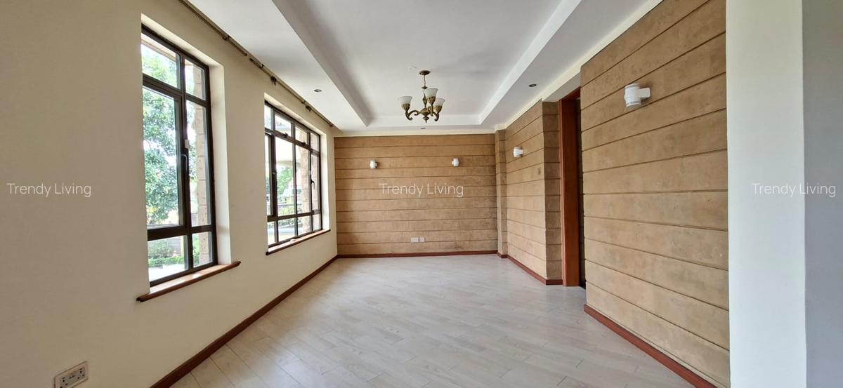 6 Bed Townhouse with En Suite in Lavington - 6