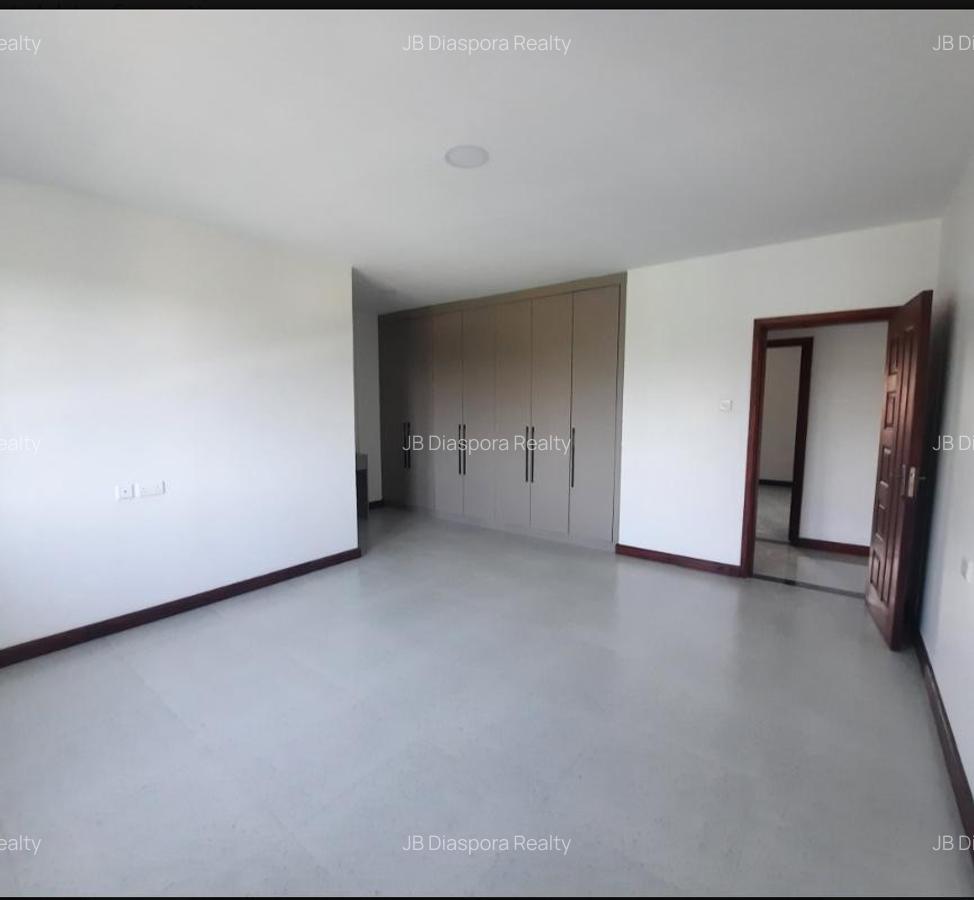 3 Bed Apartment with Staff Quarters in Parklands - 3