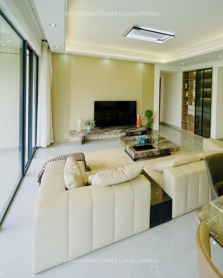 3 Bed Apartment with En Suite at 2026-404 3 Bed - 13
