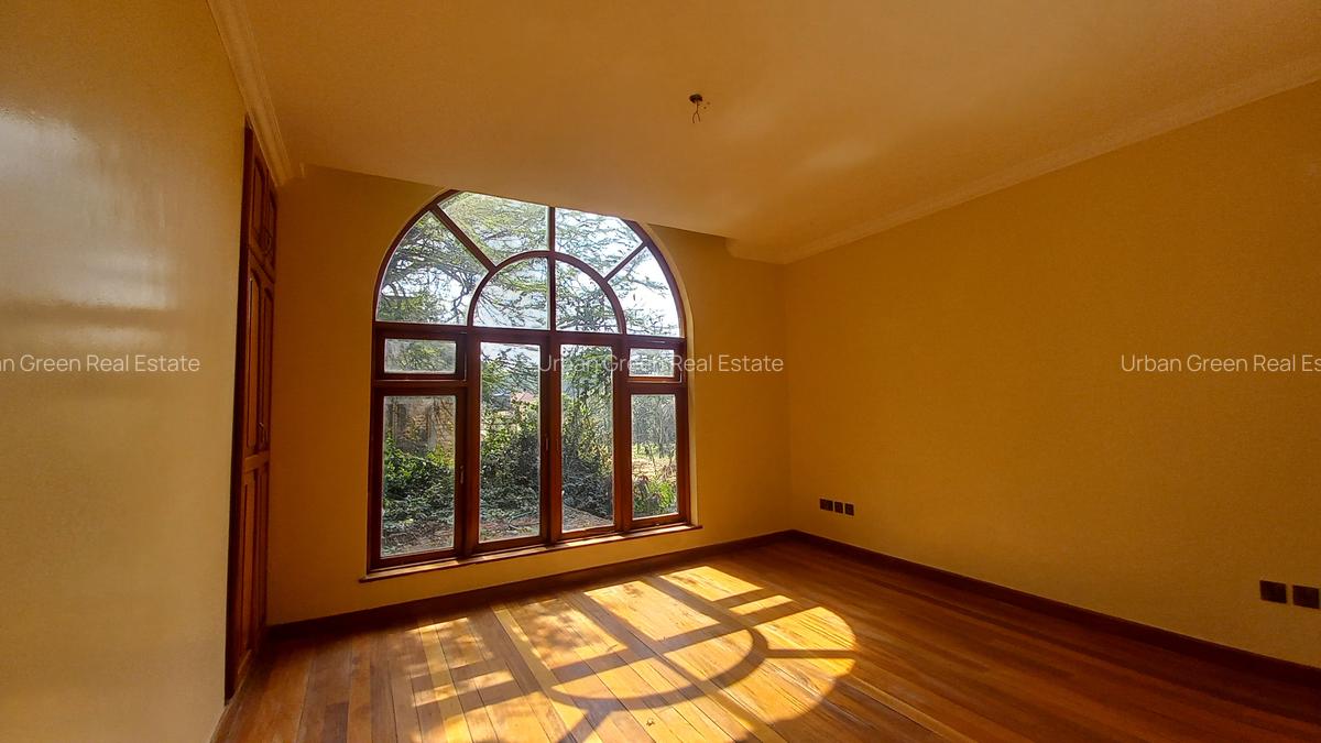 5 Bed Villa with En Suite at Windy Ridge - 10