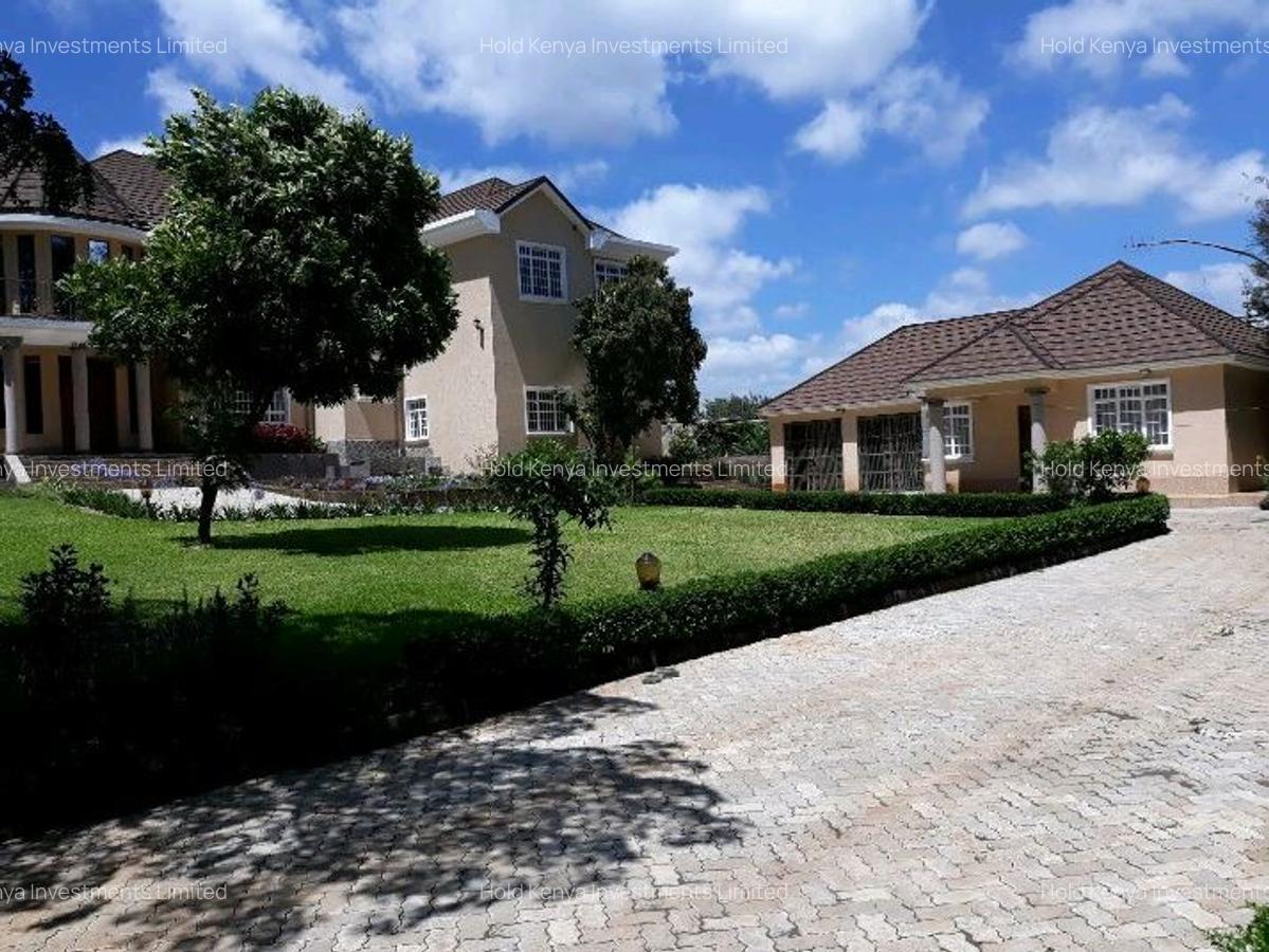 6 Bed House with En Suite at Panafric Lane - 2