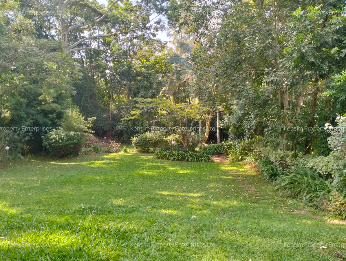 5 Bed Townhouse with En Suite in Nyari - 16