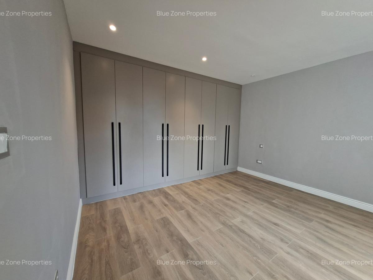 3 Bed Apartment with En Suite at Off Runda Rd - 16