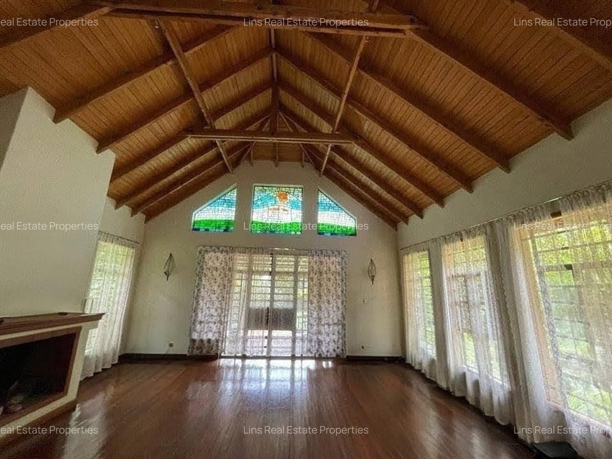 4 Bed House with En Suite in Runda - 6
