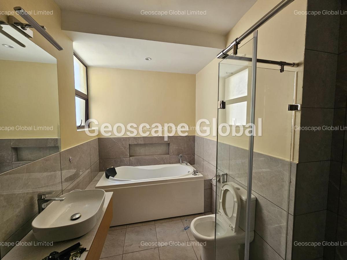 3 Bed Apartment with En Suite in Kileleshwa - 5