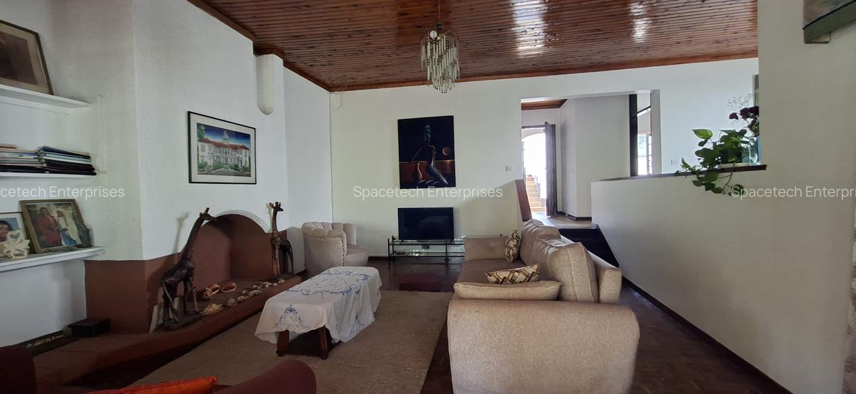 4 Bed House with En Suite in Loresho - 6