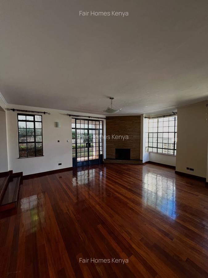 5 Bed Townhouse with En Suite at James Gichuru - 4