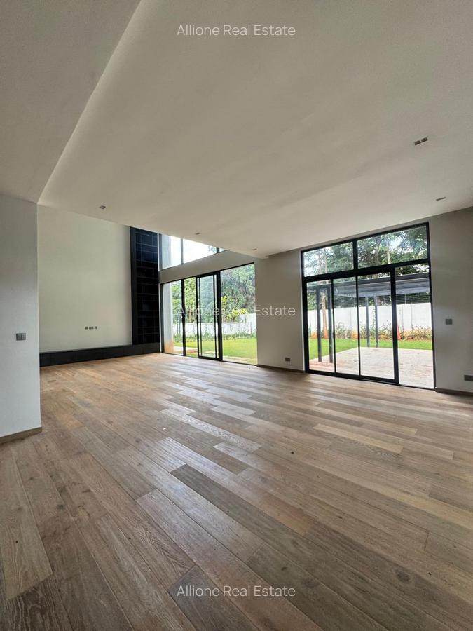 5 Bed Townhouse with Garden at Close To The Un Headquarters - 6