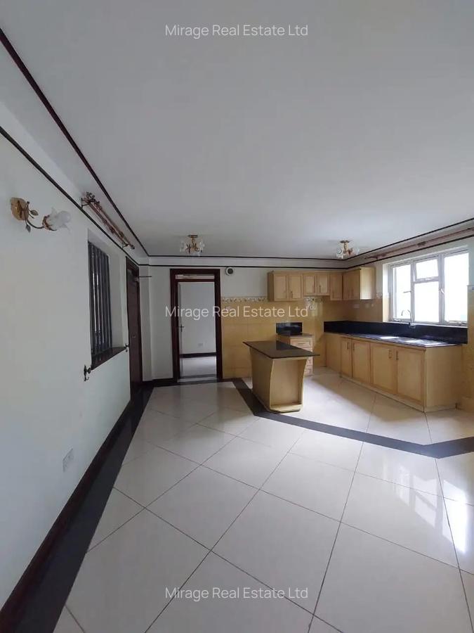 2 Bed Apartment with En Suite in Brookside - 12
