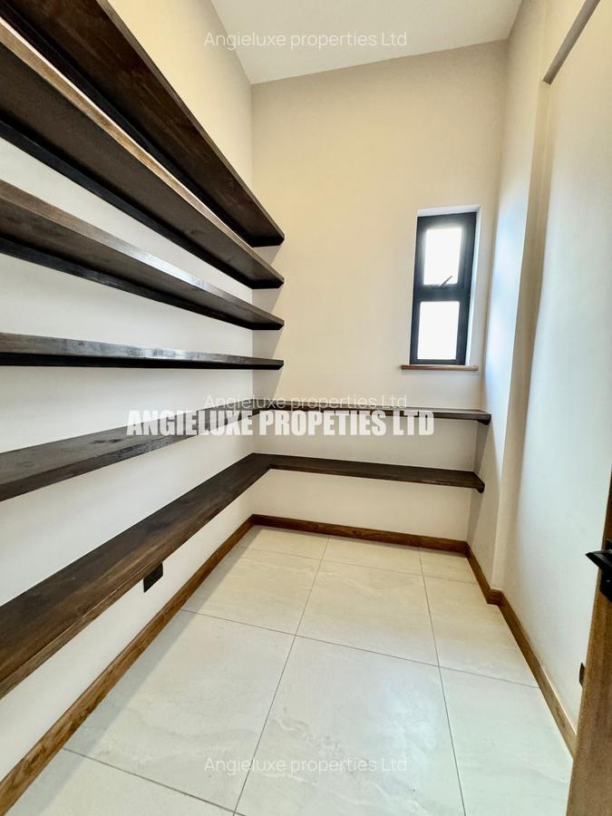 4 Bed Apartment with En Suite at Loresho - 15