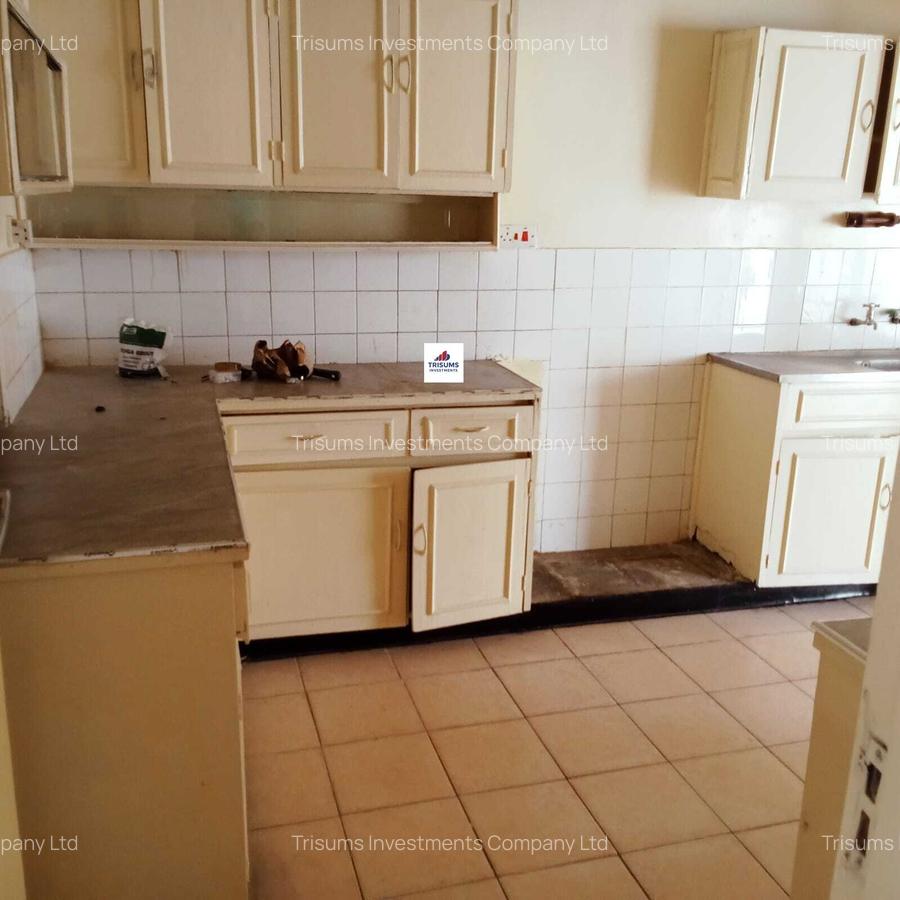 3 Bed Townhouse with En Suite in Parklands - 6